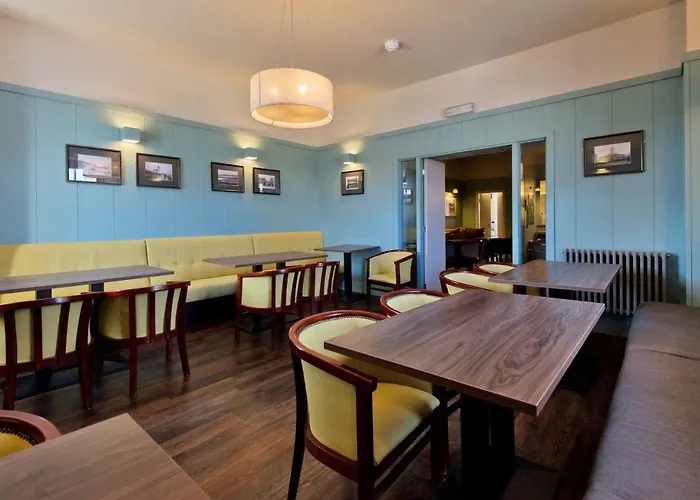 Station Hotel
